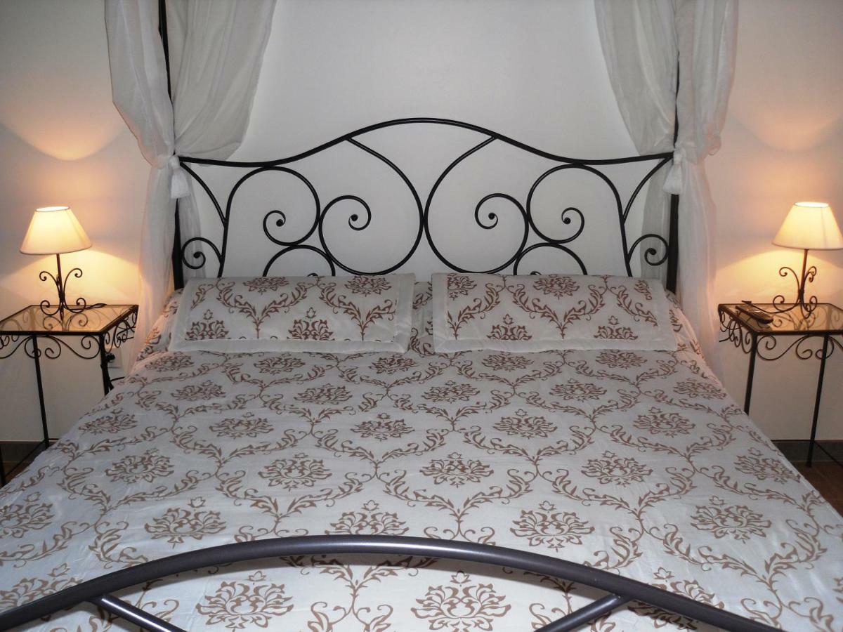 On Dirait Le Sud Chambres D'Hotes Dans Village Proche Ales En Cevennes Saint Julien Les Rosiers Exterior foto